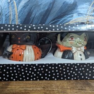 *NIB* Johanna Parker Pumpkin Peep Mugs